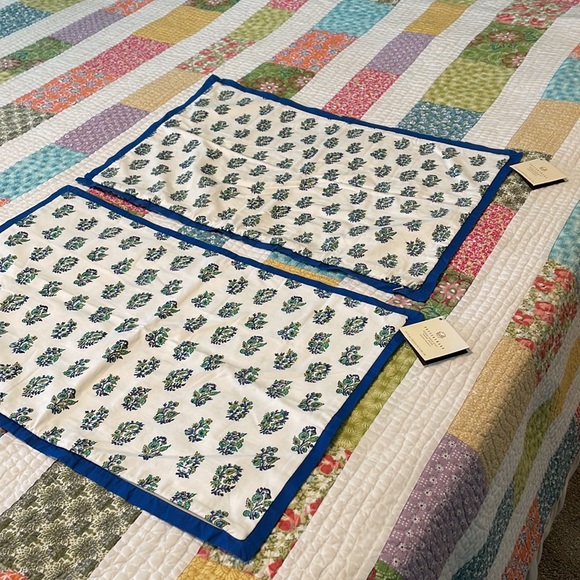 PAIR Pottery Barn Kumari block print lumbar pillows - Picture 2 of 8